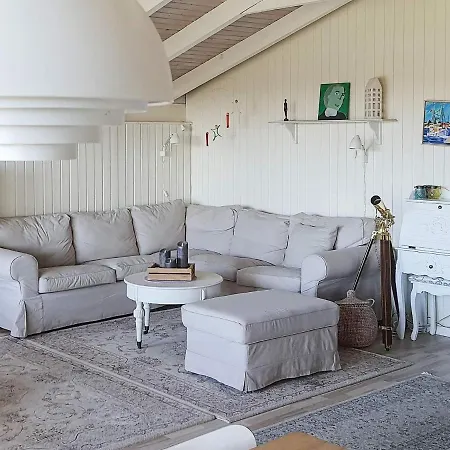 Ferienhaus Holiday Iii *